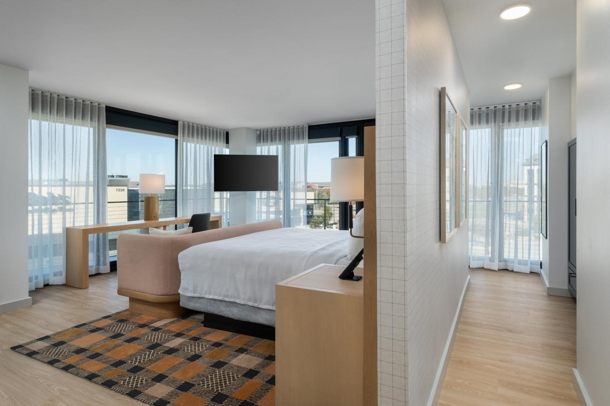 מק'קיני Denizen Hotel מראה חיצוני תמונה